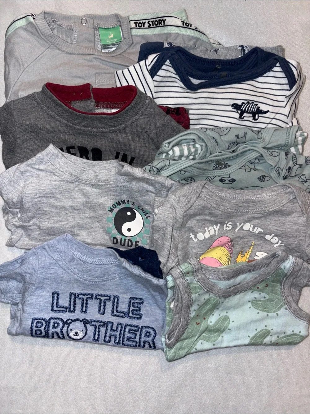 Baby boy 0-3 month outfit set bundle lot